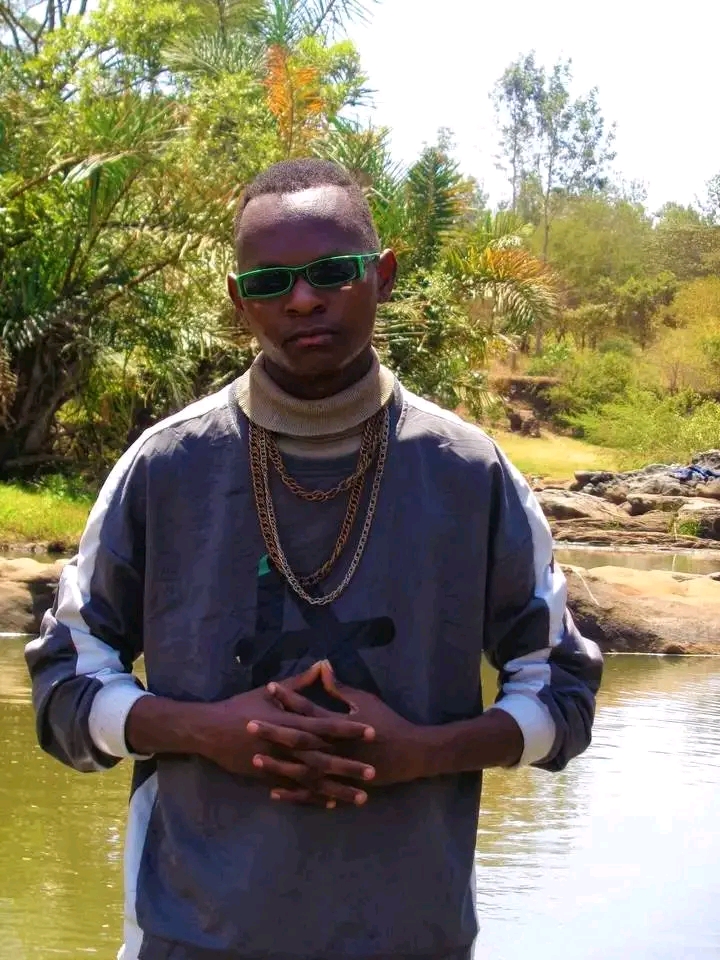 Mbuyu Travis